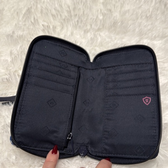 Vera Bradley Zip Around Wallet/Wristlett - Picture 2 of 5